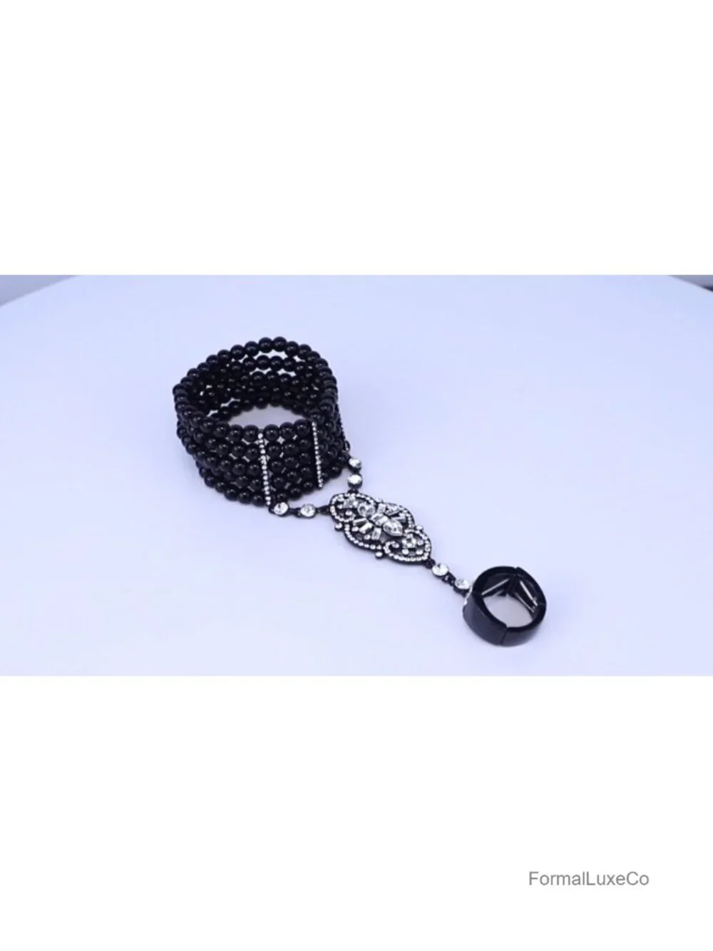 1920s Vintage Flapper Stretch Link Bracelet with Faux Pearl Rhinestone Hand
